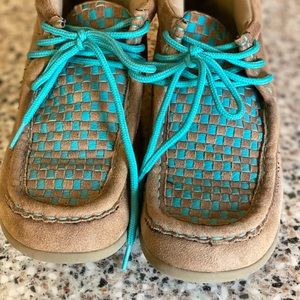 Blazing Rox driving Mocs